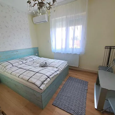 Wesselenyi Apartmanhaz *