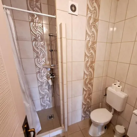 Daire Wesselenyi Apartmanhaz *