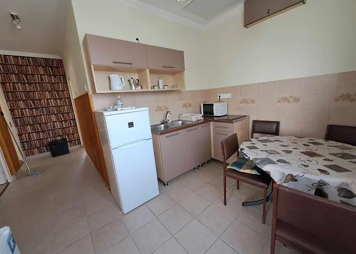 Wesselenyi Apartmanhaz *