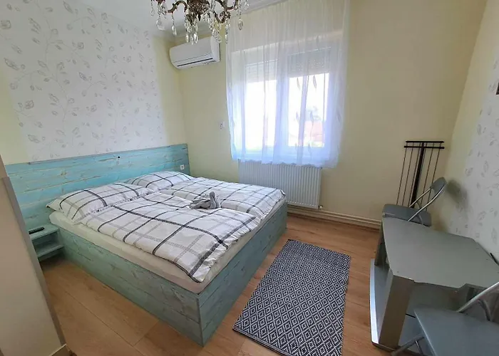 Wesselenyi Apartmanhaz *